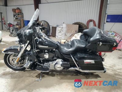 Trzecie zdjęcie samochodu z tyłu: 2012 HARLEY-DAVIDSON FLHTK ELECTRA GLIDE ULTRA LIMITED VIN:1HD1KEM13CB636465 - miniatura