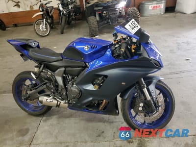 2022 YAMAHA YZFR7 JYARM38E3NA000777 - główne zdjęcie licytacji z USA - miniatura