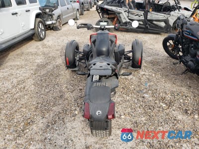 Czwarte zdjęcie samochodu z boku: 2022 CAN-AM RYKER RALLY EDITION VIN:3JB2HEH23NJ004900 - miniatura