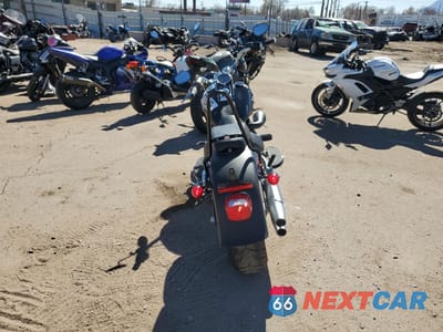 Czwarte zdjęcie samochodu z boku: 2012 HARLEY-DAVIDSON FLSTFB FATBOY LO VIN:1HD1JNV12CB011315 - miniatura