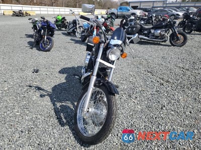 Drugie zdjęcie samochodu z przodu: 2013 HONDA VT750 S VIN:JH2RC5810DK300406 - miniatura