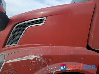 Zdjęcie 7 z 10 samochodu: 2011 VOLVO VN VNL VIN:4V4NC9EJ5BN298123 - miniatura