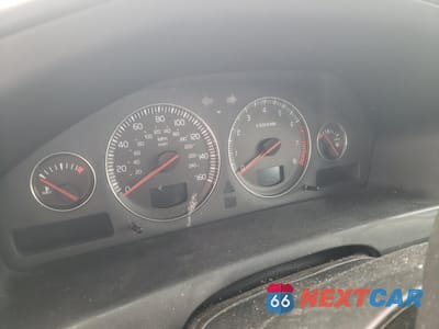 Zdjęcie 9 z 12 samochodu: 2005 VOLVO V70 VIN:YV1SW612951461624 - miniatura