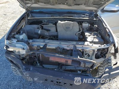 Zdjęcie 12 z 14 samochodu: 2018 TOYOTA TACOMA DOUBLE CAB VIN:5TFCZ5AN3JX161266 - miniatura