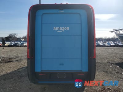 Zdjęcie 6 z 12 samochodu: 2023 RIVIAN EDV 700 VIN:7FCEHEB73PN012687 - miniatura