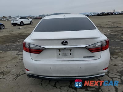 Zdjęcie 6 z 13 samochodu: 2018 LEXUS ES 300H VIN:JTHBW1GG1J2178603 - miniatura
