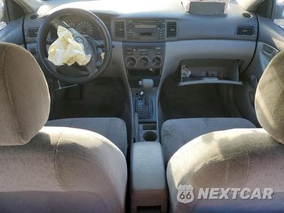 Zdjęcie 8 z 12 samochodu: 2004 TOYOTA COR L/LE/L VIN:2T1BR32E04C282175 - miniatura