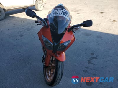 Drugie zdjęcie samochodu z przodu: 2009 KAWASAKI ZX1000 E VIN:JKAZXCE179A022701 - miniatura