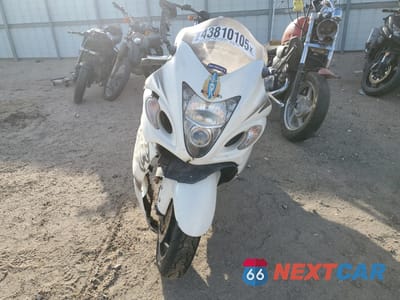Drugie zdjęcie samochodu z przodu: 2011 SUZUKI GSX1300 R VIN:JS1GX72A5B2103361 - miniatura