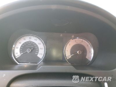 Zdjęcie 9 z 12 samochodu: 2009 JAGUAR XF SUPERCHARGED VIN:SAJWA07C291R19174 - miniatura