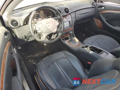 Zdjęcie 8 z 12 samochodu: 2007 MERCEDES-BENZ CLK 350 VIN:WDBTJ56H27F214028 - miniatura