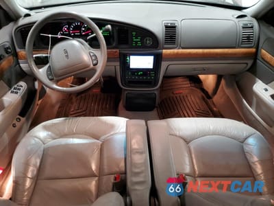 Zdjęcie 8 z 14 samochodu: 2002 LINCOLN CONTINENTAL VIN:1LNHM97V42Y687688 - miniatura