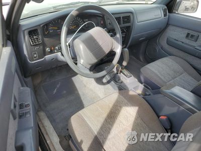 Zdjęcie 8 z 12 samochodu: 1999 TOYOTA TACOMA XTRACAB VIN:4TAWN72N0XZ409565 - miniatura