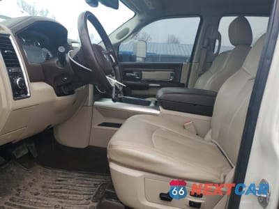 Zdjęcie 7 z 15 samochodu: 2018 RAM 1500 LARAMIE VIN:1C6RR7VM7JS255694 - miniatura