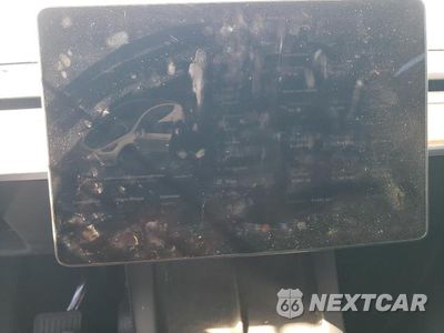 Zdjęcie 9 z 14 samochodu: 2023 TESLA MODEL Y VIN:7SAYGAEE0PF686760 - miniatura