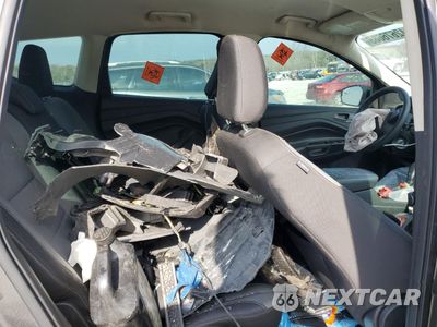 Zdjęcie 12 z 14 samochodu: 2019 FORD ESCAPE S VIN:1FMCU0F72KUA44238 - miniatura