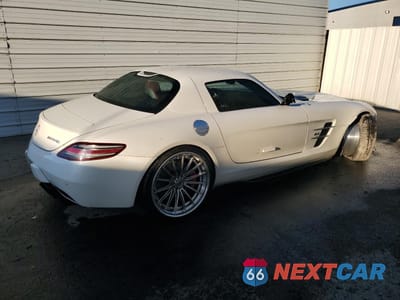Trzecie zdjęcie samochodu z tyłu: 2012 MERCEDES-BENZ SLS AMG VIN:WDDRJ7HA6CA009333 - miniatura