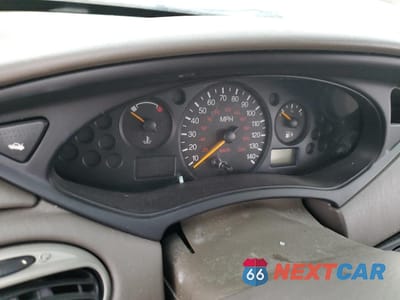 Zdjęcie 9 z 12 samochodu: 2003 FORD FOCUS SE COMFORT VIN:1FAFP34333W104260 - miniatura