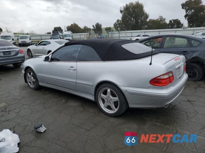 Drugie zdjęcie samochodu z przodu: 2001 MERCEDES-BENZ CLK 320 VIN:WDBLK65G91T068487 - miniatura