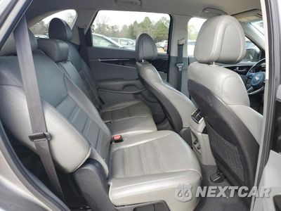 Zdjęcie 11 z 13 samochodu: 2016 KIA SORENTO EX VIN:5XYPH4A51GG018794 - miniatura