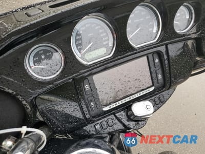 Zdjęcie 7 z 9 samochodu: 2015 HARLEY-DAVIDSON FLHTK ULTRA LIMITED VIN:1HD1KEL1XFB670862 - miniatura