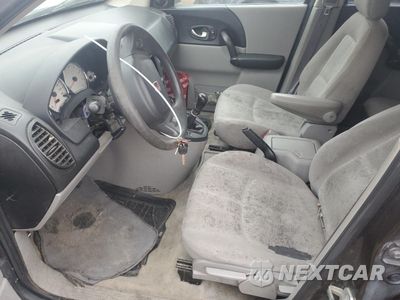 Zdjęcie 7 z 13 samochodu: 2004 SATURN VUE VIN:5GZCZ23D64S869725 - miniatura