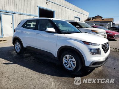 Czwarte zdjęcie samochodu z boku: 2024 HYUNDAI VENUE SE VIN:KMHRB8A32RU279798 - miniatura