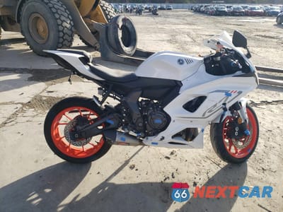2023 YAMAHA YZFR7 JYARM38E4PA008907 - główne zdjęcie licytacji z USA - miniatura