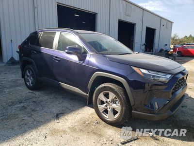Czwarte zdjęcie samochodu z boku: 2025 TOYOTA RAV4 XLE VIN:2T3W1RFV3SW371411 - miniatura