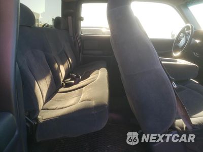 Zdjęcie 10 z 12 samochodu: 2001 CHEVROLET SILVERADO K1500 VIN:1GCEK19T81E160036 - miniatura