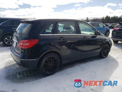 Trzecie zdjęcie samochodu z tyłu: 2014 MERCEDES-BENZ B250 VIN:WDDMH4EB3EJ248536 - miniatura