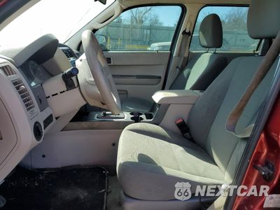 Zdjęcie 7 z 15 samochodu: 2012 FORD ESCAPE XLS SUV VIN:1FMCU0C75CKB30760 - miniatura