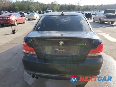 Zdjęcie 6 z 14 samochodu: 2011 BMW 128 I VIN:WBAUP7C57BVK78314 - miniatura