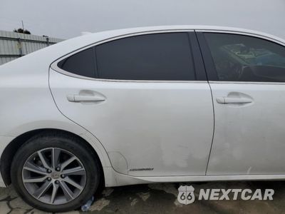 Zdjęcie 11 z 13 samochodu: 2018 LEXUS ES 300H VIN:JTHBW1GG1J2178603 - miniatura
