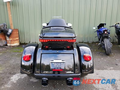 Czwarte zdjęcie samochodu z boku: 2020 HARLEY-DAVIDSON FLHTCUTG VIN:1HD1MAF17LB858197 - miniatura