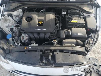 Zdjęcie 11 z 12 samochodu: 2017 HYUNDAI ELANTRA SE VIN:5NPD84LF5HH052840 - miniatura