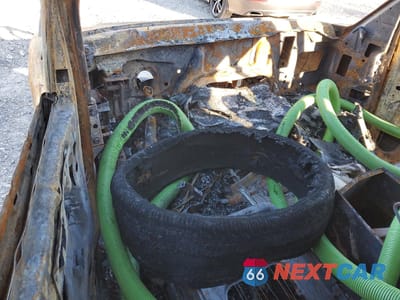 Zdjęcie 8 z 11 samochodu: 2004 CHEVROLET EXPRESS G3500 VIN:1GCHG39UX41220770 - miniatura