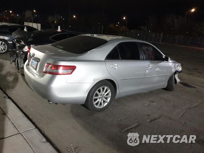 Trzecie zdjęcie samochodu z tyłu: 2011 TOYOTA CAMRY BASE VIN:4T1BF3EK3BU658986 - miniatura