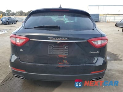 Zdjęcie 6 z 14 samochodu: 2017 MASERATI LEVANTE VIN:ZN661XUA4HX256596 - miniatura