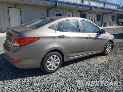 Trzecie zdjęcie samochodu z tyłu: 2014 HYUNDAI ACCENT GLS VIN:KMHCT4AE5EU660519 - miniatura