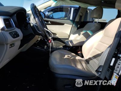 Zdjęcie 7 z 13 samochodu: 2020 KIA SORENTO EX VIN:5XYPH4A5XLG704651 - miniatura