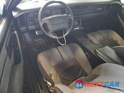 Zdjęcie 8 z 12 samochodu: 1992 CHEVROLET CAMARO RS VIN:1G1FP23T0NL126106 - miniatura