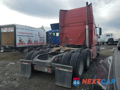 Czwarte zdjęcie samochodu z boku: 2011 VOLVO VN VNL VIN:4V4NC9EJ5BN298123 - miniatura