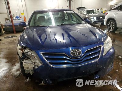 Piąte zdjęcie samochodu w środku: 2010 TOYOTA CAMRY BASE VIN:4T1BF3EK8AU577433 - miniatura