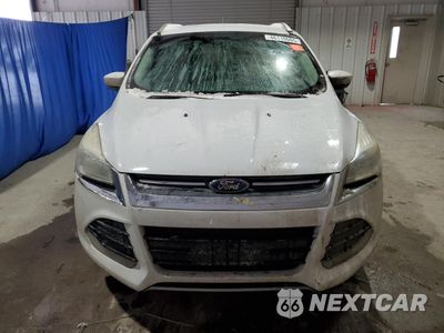 Piąte zdjęcie samochodu w środku: 2016 FORD ESCAPE SE VIN:1FMCU0GXXGUA07069 - miniatura