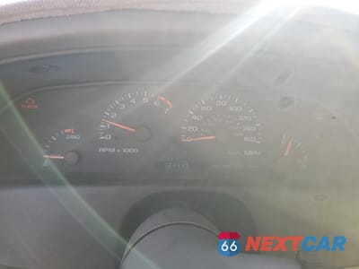 Zdjęcie 9 z 15 samochodu: 1996 CHEVROLET CAPRICE / IMPALA CLASSIC SS VIN:1G1BL52P2TR193672 - miniatura