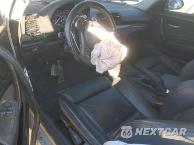 Zdjęcie 8 z 12 samochodu: 2009 BMW 135 I VIN:WBAUC73589VK94561 - miniatura