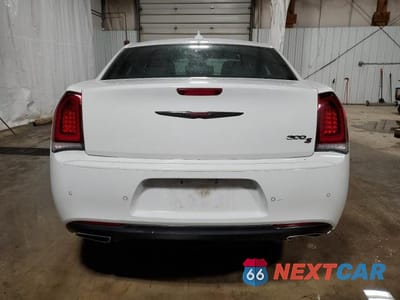 Zdjęcie 6 z 12 samochodu: 2023 CHRYSLER 300 S VIN:2C3CCAGGXPH588402 - miniatura