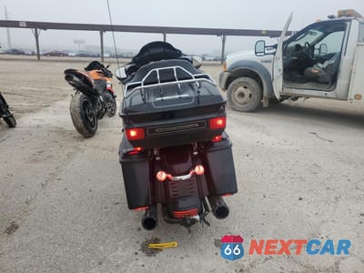 Czwarte zdjęcie samochodu z boku: 2011 HARLEY-DAVIDSON FLHX VIN:1HD1KBM18BB603569 - miniatura