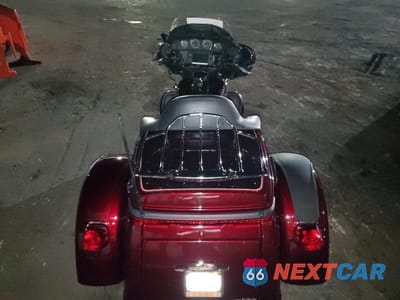 Zdjęcie 6 z 8 samochodu: 2014 HARLEY-DAVIDSON FLHTCUTG TRI GLIDE ULTRA VIN:1HD1MAL14EB860027 - miniatura